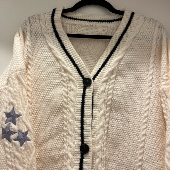 Taylor Swift Button Down Cardigan Size Medium - Picture 2 of 5